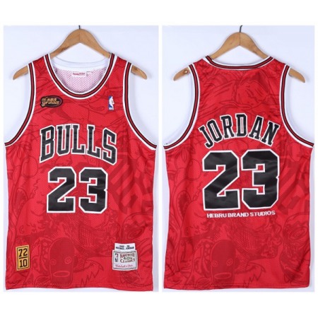 Men's Chicago Bulls #23 Michael Jordan Red 1995-96 Throwback Stitched Jersey