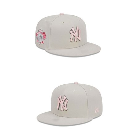 New York Yankeess Snapback Hat